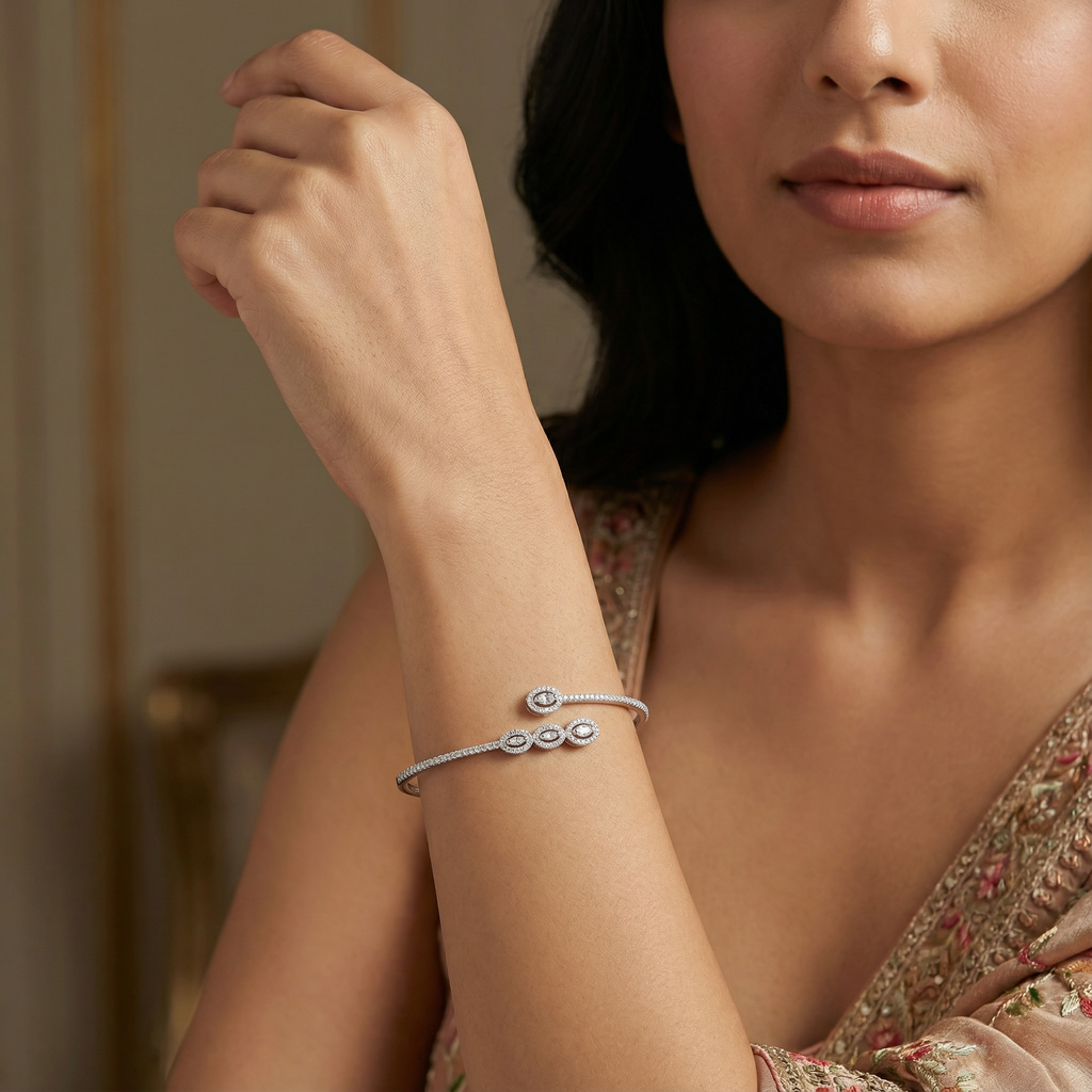 Classic Grace Sterling Silver Open Bangle